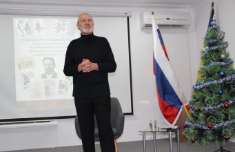 Моноспектакль «Привет от Чехонте» состоялся в Кишиневе