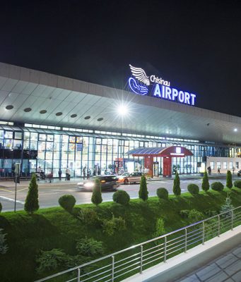 Тревога в аэропорту Кишинева: самолет не мог приземлиться из-за технических проблем