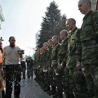 Министр обороны думает о возвращении в армию священников