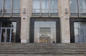 Правительство Молдовы занялось аптеками и страховками