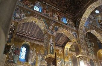 Церковь лидирует в рейтинге доверия населения Молдовы