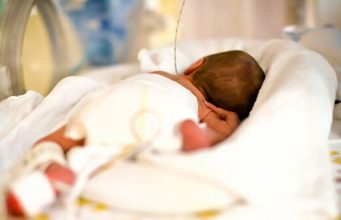 Каждый пятый ребенок рождается в Молдове в неполной семье ребенок