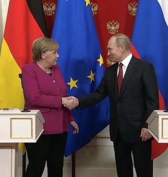 Путин и Меркель провели конструктивные переговоры