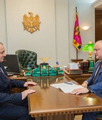 У президента Молдовы новый советник