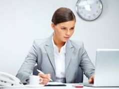 Рождественские мини-каникулы бюджетникам придется отработать