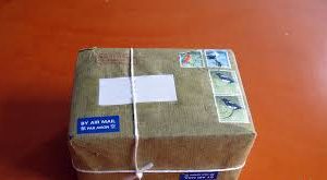 Почтовый переполох. Почему в Молдове многих получателей посылок теперь заставляют платить пошлины