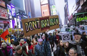В Вашингтоне и Нью-Йорке прошли митинги против войны с Ираном