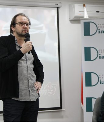 В Кишиневе состоялась встреча с известным российским режиссером Андреем Кравчуком