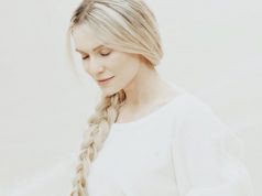 Певица Оля Тира беременна