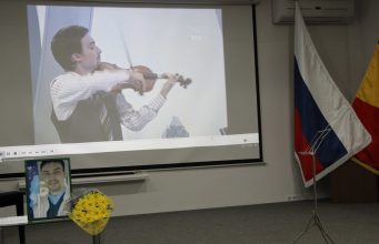 В Кишиневе прошел вечер памяти музыканта Дениса Феофентова