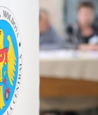 В Хынчештах почти полсотни партий могут выдвинуть своих кандидатов в депутаты