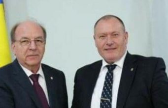 Глава внешнеполитического ведомства Молдовы встретился с российским послом