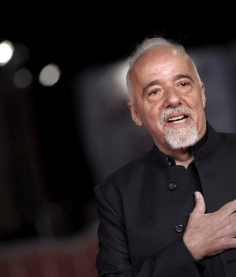 Коэльо уничтожил книгу, над которой работал с Коби Брайантом