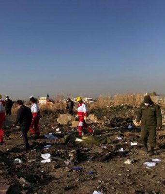 Украинский самолет с 167 людьми разбился после вылета из Тегерана