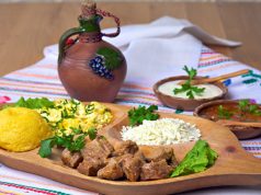 РЕЦЕПТ ДНЯ: Токана из свинины с мамалыгой