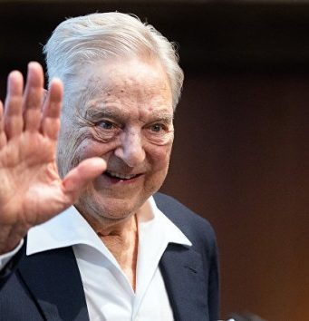 Кто на самом деле получает огромные деньги извне