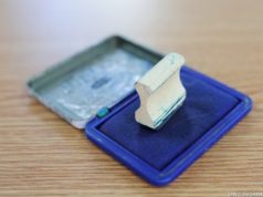 Семь кандидатов на новых парламентских выборах могут начать предвыборную агитациюКрайний срок подачи подписных листов для поддержки кандидатов на должность депутата в одномандатном избирательном округе № 38, Хынчешть истек в четверг, 13 февраля. Так, официально в гонке на новых парламентских выборах зарегистрированы семь конкурентов на выборах. Вице-председатель Окружного избирательного совета Хынчешть Ион Кроитору сказал для IPN, что кандидат от Партии национального единства Влад Цуркану, который запросил подписные листы для сбора подписей в свою поддержку, не подал их до четверга, 13 февраля, 17.00, для регистрации в гонке, не возвратил их избирательному органу, хотя ранее объявил о выходе в пользу независимого кандидата Григоре Кобзака. Ожидается, что Влад Цуркану вернет запрошенные подписные листы. Штрафы за просрочку их возврата не предусмотрены. На должность депутата от одномандатного избирательного округа Хынчешть баллотируется Ион Мереуцэ от ДПМ, Штефан Гацкан – ПСРМ, Олеся Стамате – ПДС, Виталий Балинский – Политическая партия „Шор”, Дорин Киртоакэ – Избирательный блок UNIREA, Григоре Кобзак – независимый кандидат и Анатолие Постолаки – ЛДПМ. Избирательная кампания начинается сегодня, 14 февраля, а выборы состоятся 15 марта. Предвыборная агитация может быть проведена до 13 марта включительно. В день выборов, 15 марта, и в день, предшествующий выборам, предвыборная агитация запрещена. С сегодняшнего дня могут начать предвыборную кампанию конкуренты, которые уже были зарегистрированы в гонке за должность депутата. Они могут распространять информационные листовки, проводить встречи с избирателями, участвовать в предвыборных дебатах и размещать предвыборную рекламу.