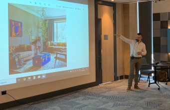 В Кишиневе выступил известный российский фотограф Сергей Ананьев