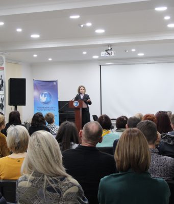 В Кишиневе состоялся семинар известного российского психотравматолога Оксаны Защиринской