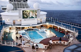 Завтра начнется эвакуация пассажиров с круизного лайнера Diamond Princess