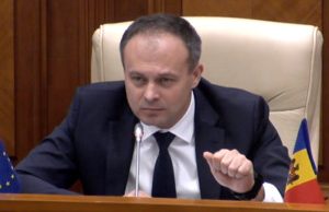 Канду заявил о готовности голосовать за вотум недоверия Чокою