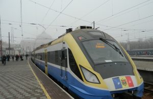 100 миллионов леев – долг железнодорожникам по зарплате поезд