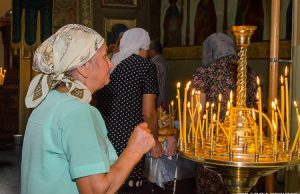 Церкви, которые провели богослужения с прихожанами, будут наказаны