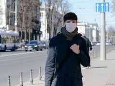 Маски носят только больные и те, кто ухаживает за инфицированными людьми, директор НАОЗ