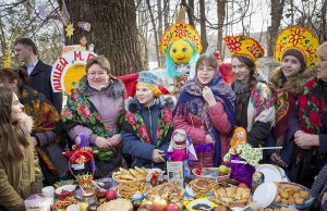В Кишиневе прошли народные гулянья, посвященные Масленице