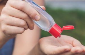 Как использовать антисептики для рук