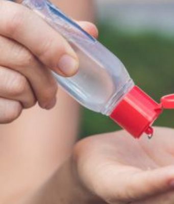 Что говорят эксперты о дезинфицирующем средстве для рук. Хорошо это или нет?