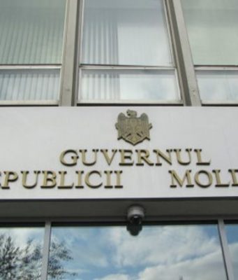 Правительство объявило об уголовном наказании для граждан, не соблюдающих меры предосторожности относительно COVID19