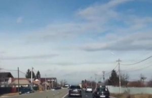 Молдавский автобус из Италии проехал через всю Румынию в эскорте полиции – следили, чтобы люди не выходили из салона