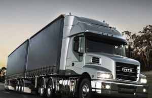 Будет ужесточён контроль за перемещением людей, товаров и посылок в Молдову фура