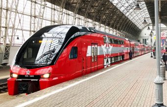 Железнодорожники Японии предложили пассажирам удаленно работать в поездах поезд