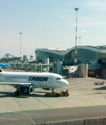 Румыния приостановила полеты в Италию