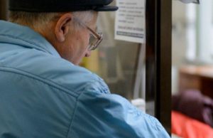 Власть предпринимает новые меры для защиты пенсионеров от заражения коронавирусом