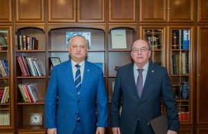 Президент провел рабочую встречу с Послом России в Молдове Олегом Васнецовым