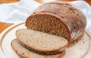 Руководство “Франзелуцы”: цена на хлеб не повысится хлеб