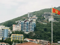 Черногория запретила въезд всем иностранцам