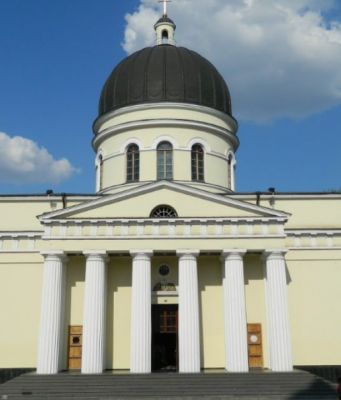 Церковь не будет прекращать церковные службы из-за коронавируса