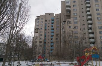 Высотный жилой дом в Кишиневе помещен на карантин