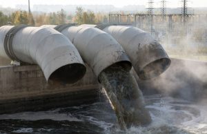 Рабочая группа специалистов определит источник неприятного запаха в столице канализация