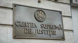 КС решил:в случае досрочных выборов они будут проводиться на основе смешанной системы