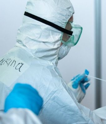 В ГАГАУЗИИ ЗА СУТКИ ПОДТВЕРЖДЕНО 13 НОВЫХ СЛУЧАЕВ КОРОНАВИРУСА 13 новых случаев вируса COVID-19 подтверждено в Гагаузии