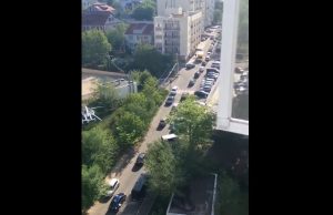 Водителя такси, погибшего в ДТП в Кишиневе, проводили в последний путь