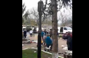 Сельский примар в прямо эфире разогнал стихийный рынок