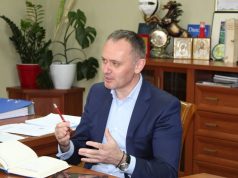 ПОЗИЦИЯ СОВЕТНИКА ПРЕМЬЕР-МИНИСТРА О КРЕДИТНОМ СОГЛАШЕНИИ С РОССИЙСКОЙ ФЕДЕРАЦИЕЙ: «НАШИ МЕЛКИЕ ЭЛИТЫ ДЕРЖАТ МОЛДОВУ НА КОЛЕНЯХ»