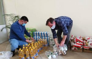 Волонтеры движения «Воевод» продолжают социальные акции поддержки пожилых (ФОТО)