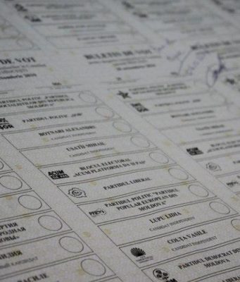 Российские соотечественники выступили за сохранение русского языка в избирательных бюллетенях